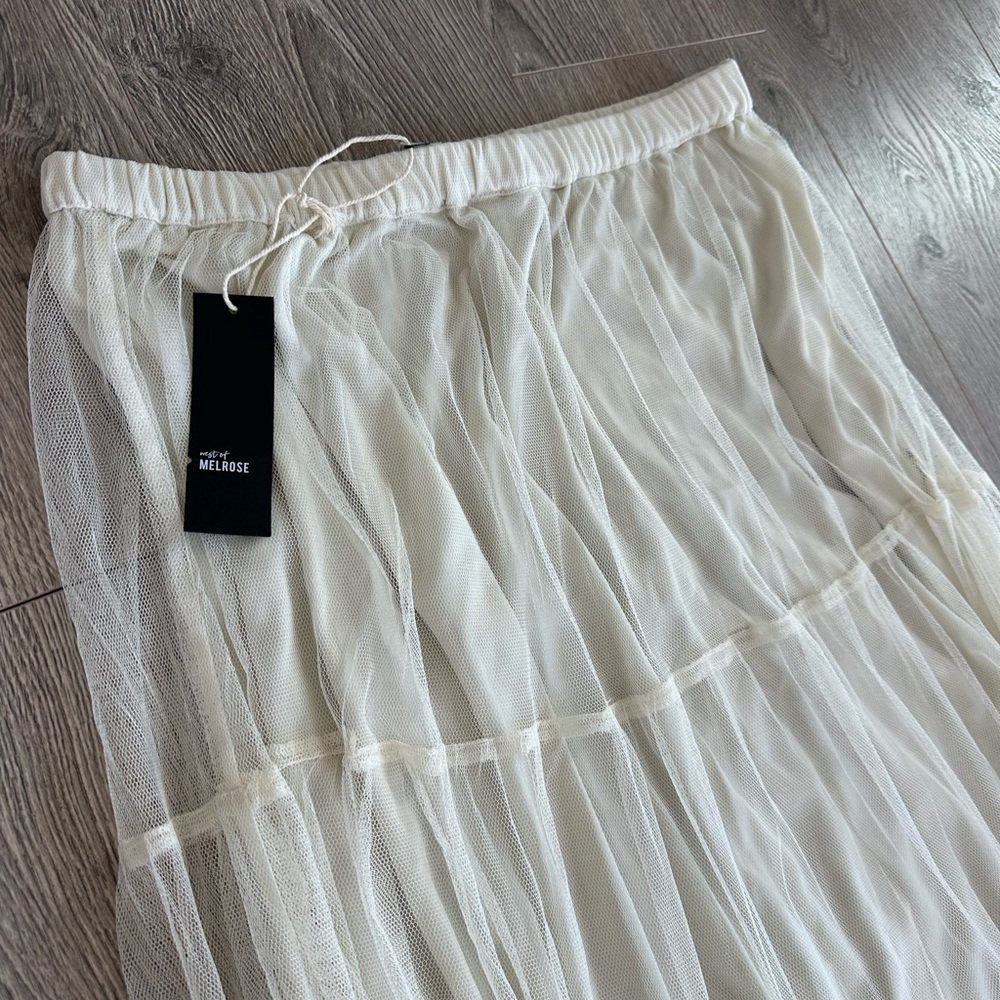 Tilly’s Maxi skirt, size: L, NWT